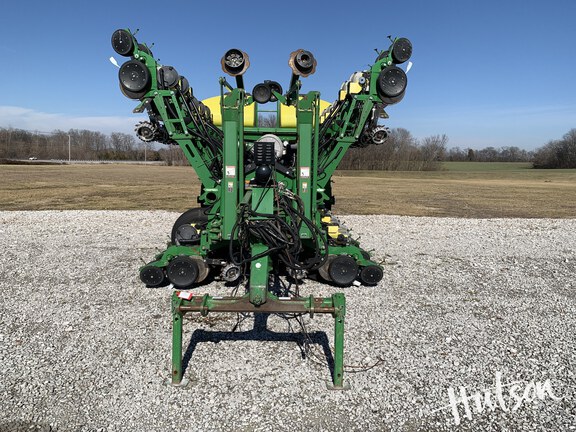 Photo of 2010 John Deere 1790