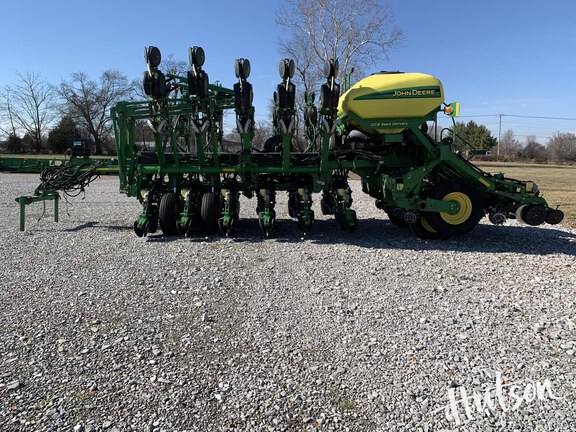 Photo of 2010 John Deere 1790