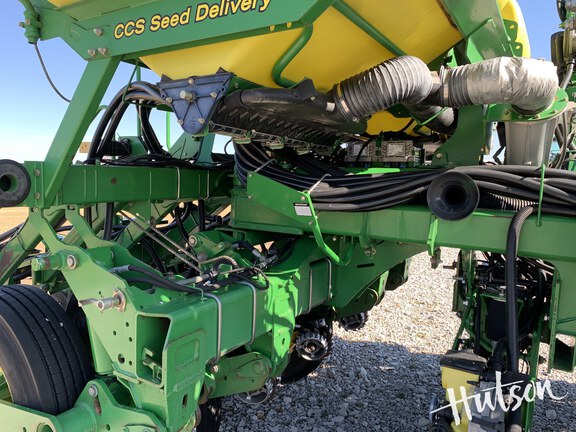 Photo of 2010 John Deere 1790