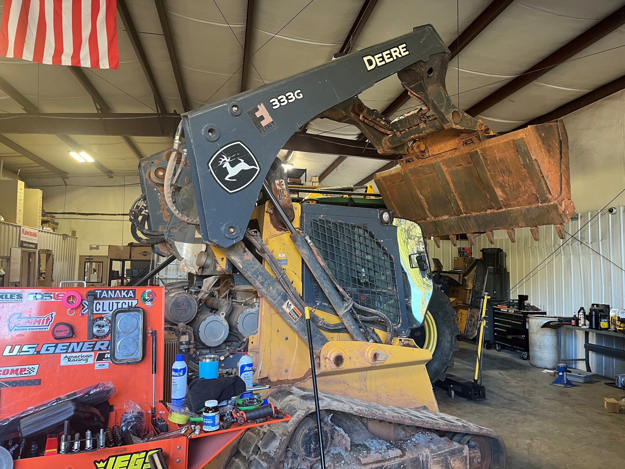 2022 John Deere 333G Image 1