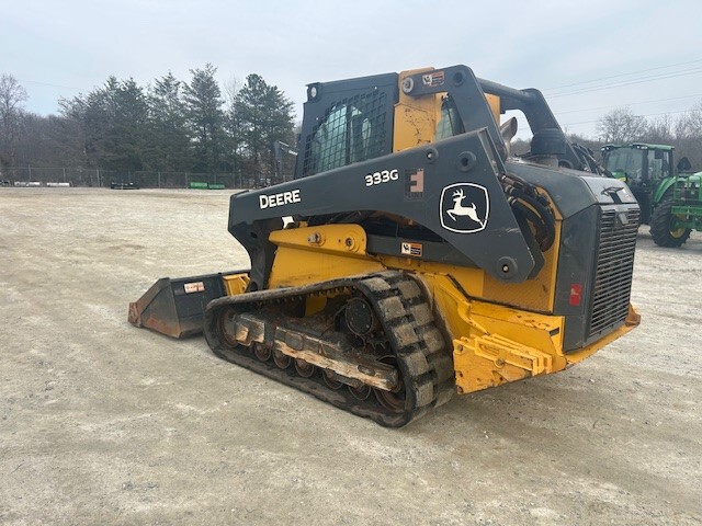 2022 John Deere 333G Image 6