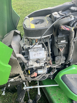 2023 John Deere X734 - Photo6