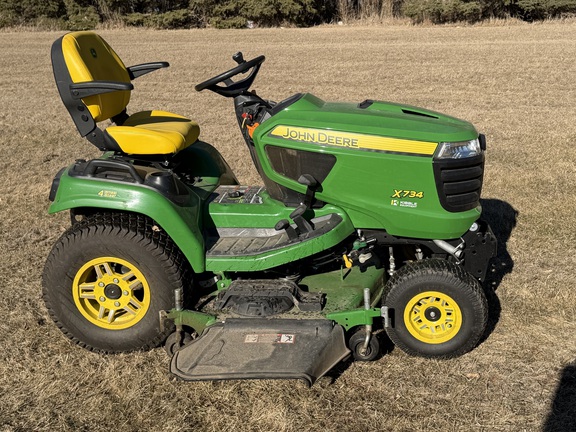 2023 John Deere X734 - Photo2