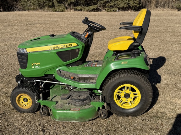 2023 John Deere X734 - Photo5