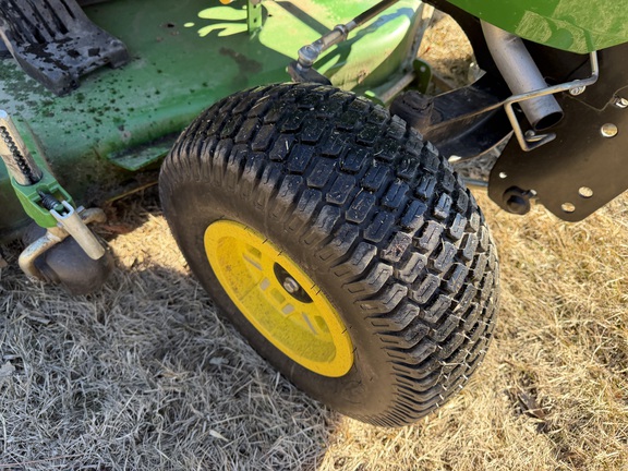 2023 John Deere X734 - Photo9