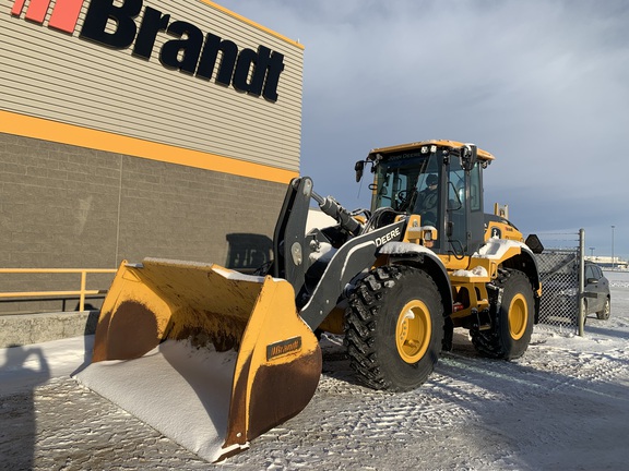 2024 John Deere 544 P