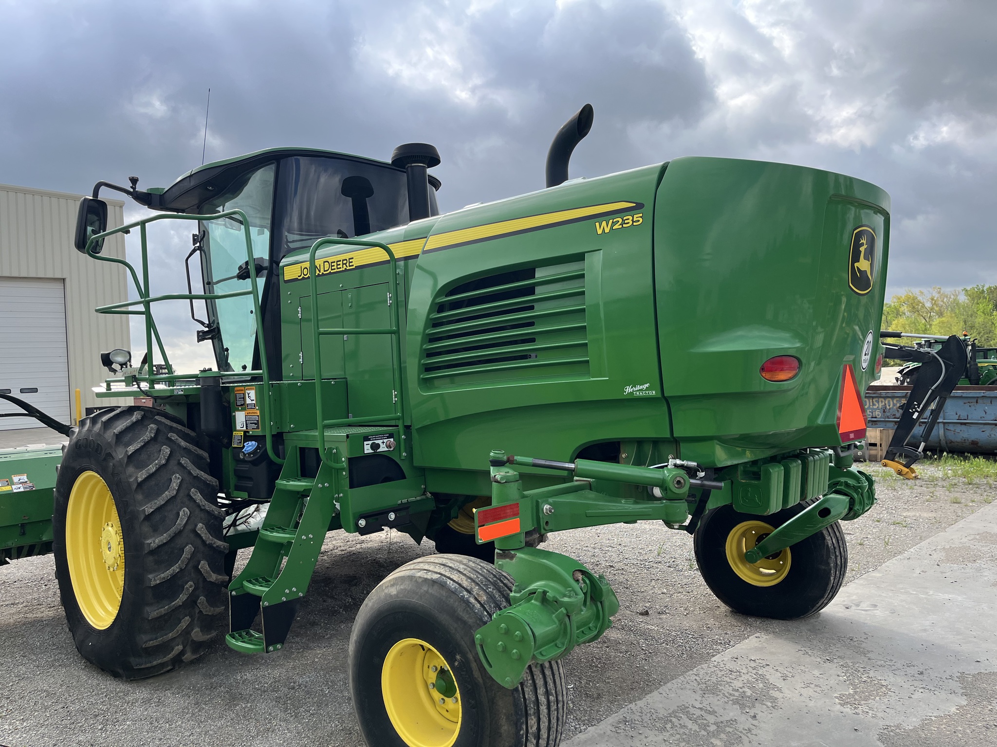  2021 John Deere W235 at Heritage Tractor in Pittsburg, KS