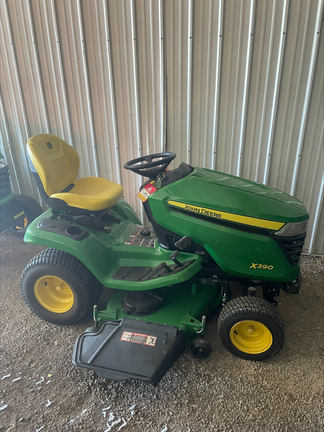  John Deere X390