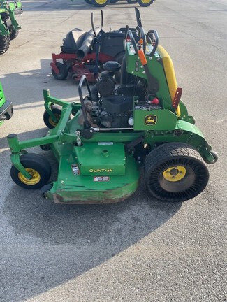 2023 John-Deere 661R