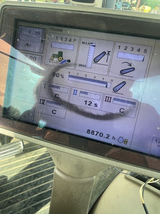 2010 John Deere 8295R Photo 7