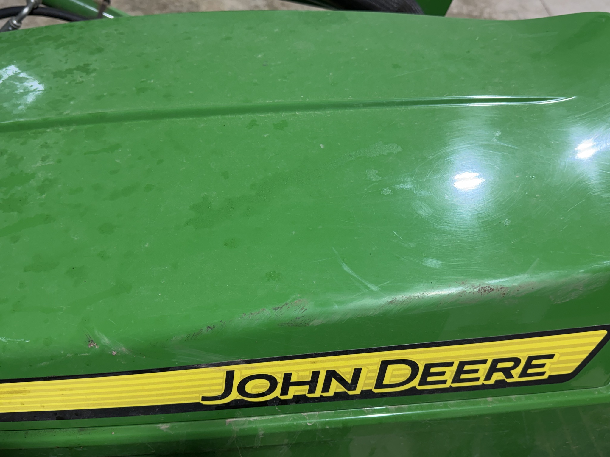 2012 John Deere 1026R Image 5