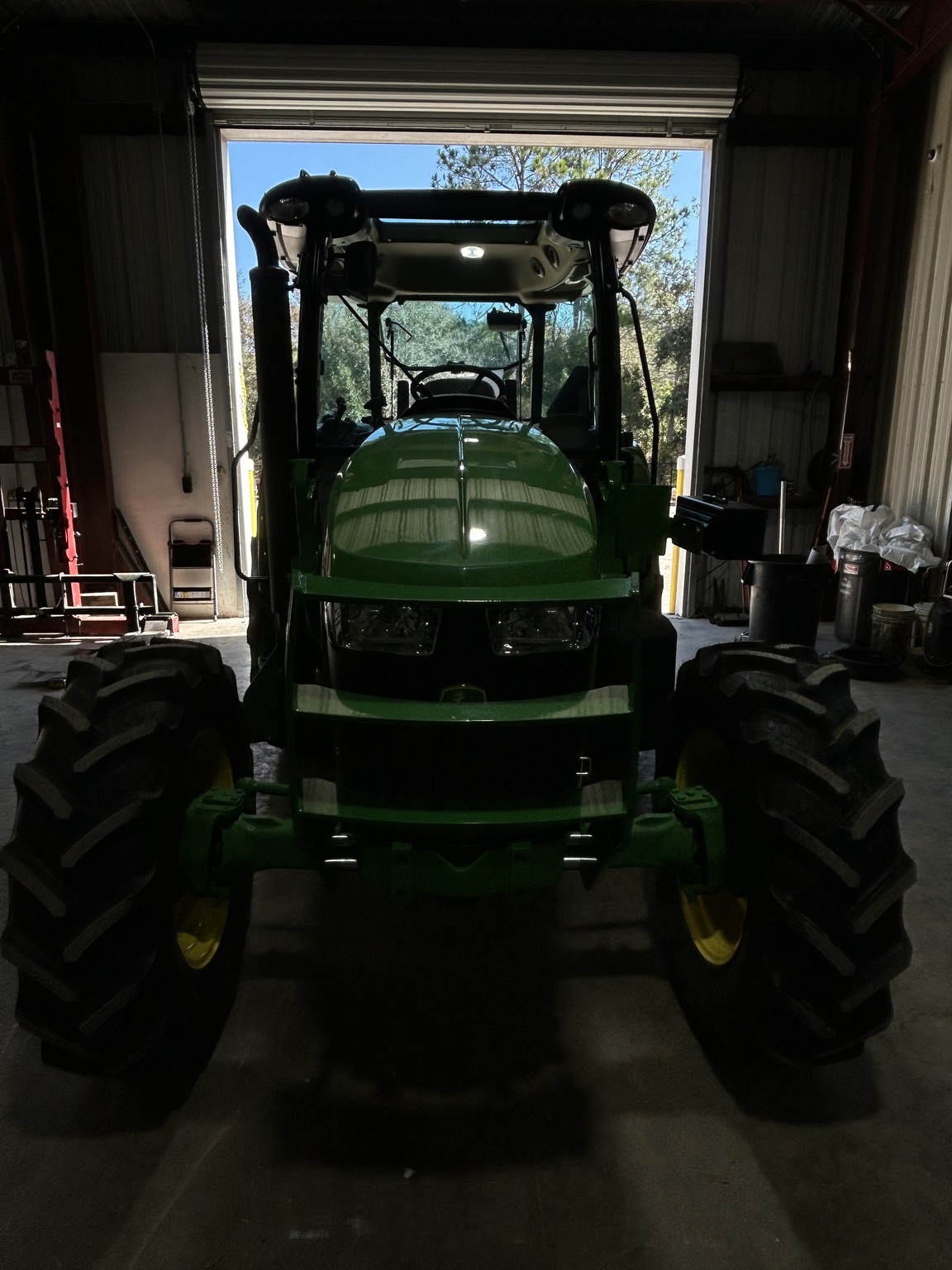 2026 John Deere 5075M Image 4