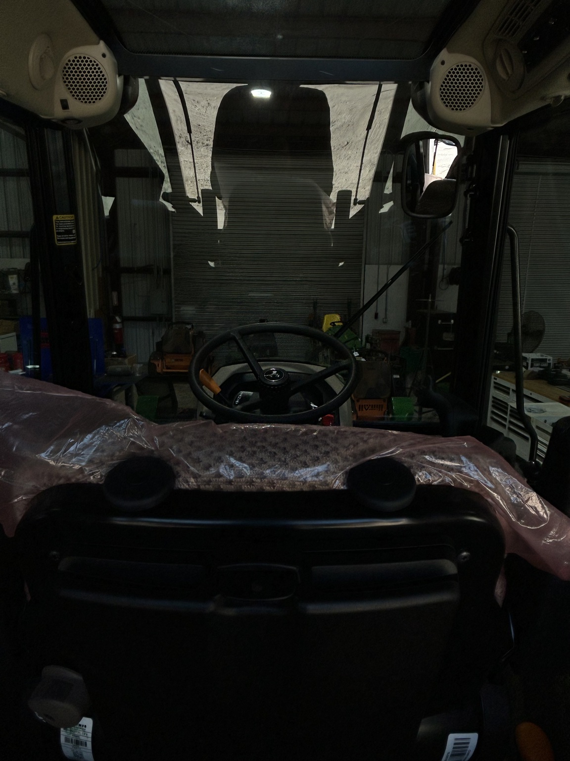 2026 John Deere 5075M Image 14