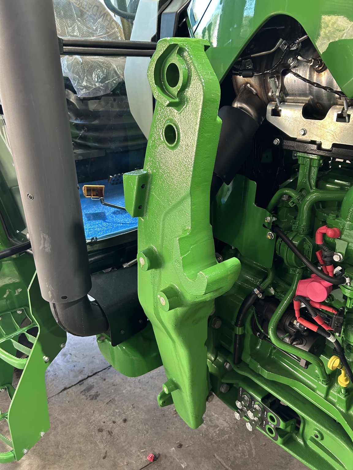 2026 John Deere 5075M Image 11