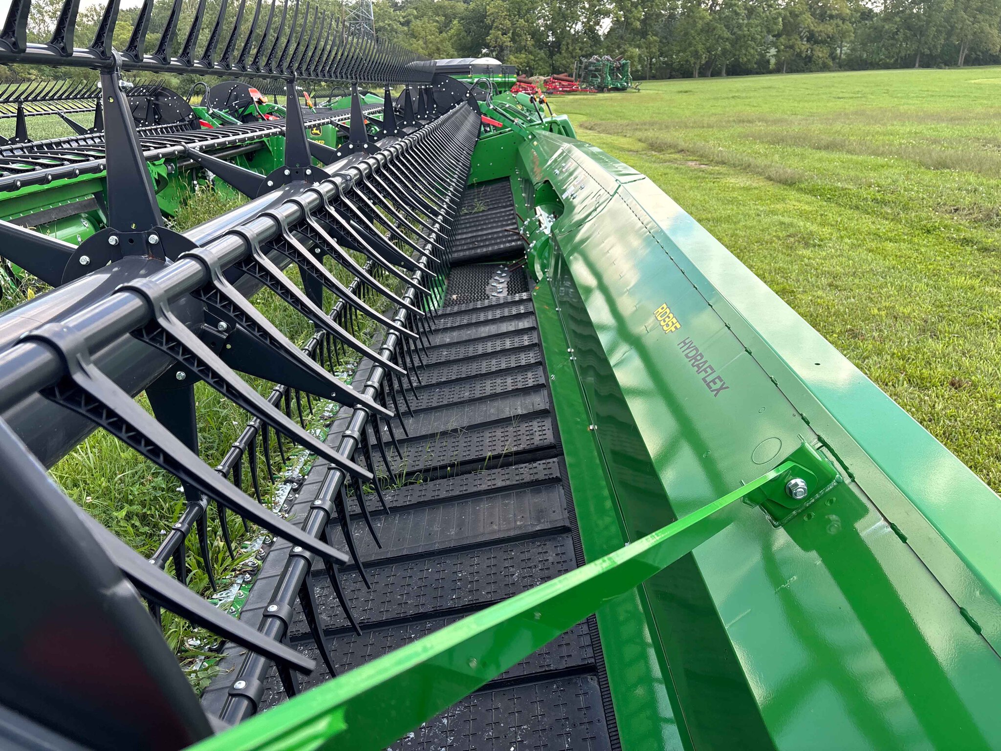 Used 2024 John Deere RD35F Combine Platforms at Koenig Equipment in Anna, OH - PhotoXL11