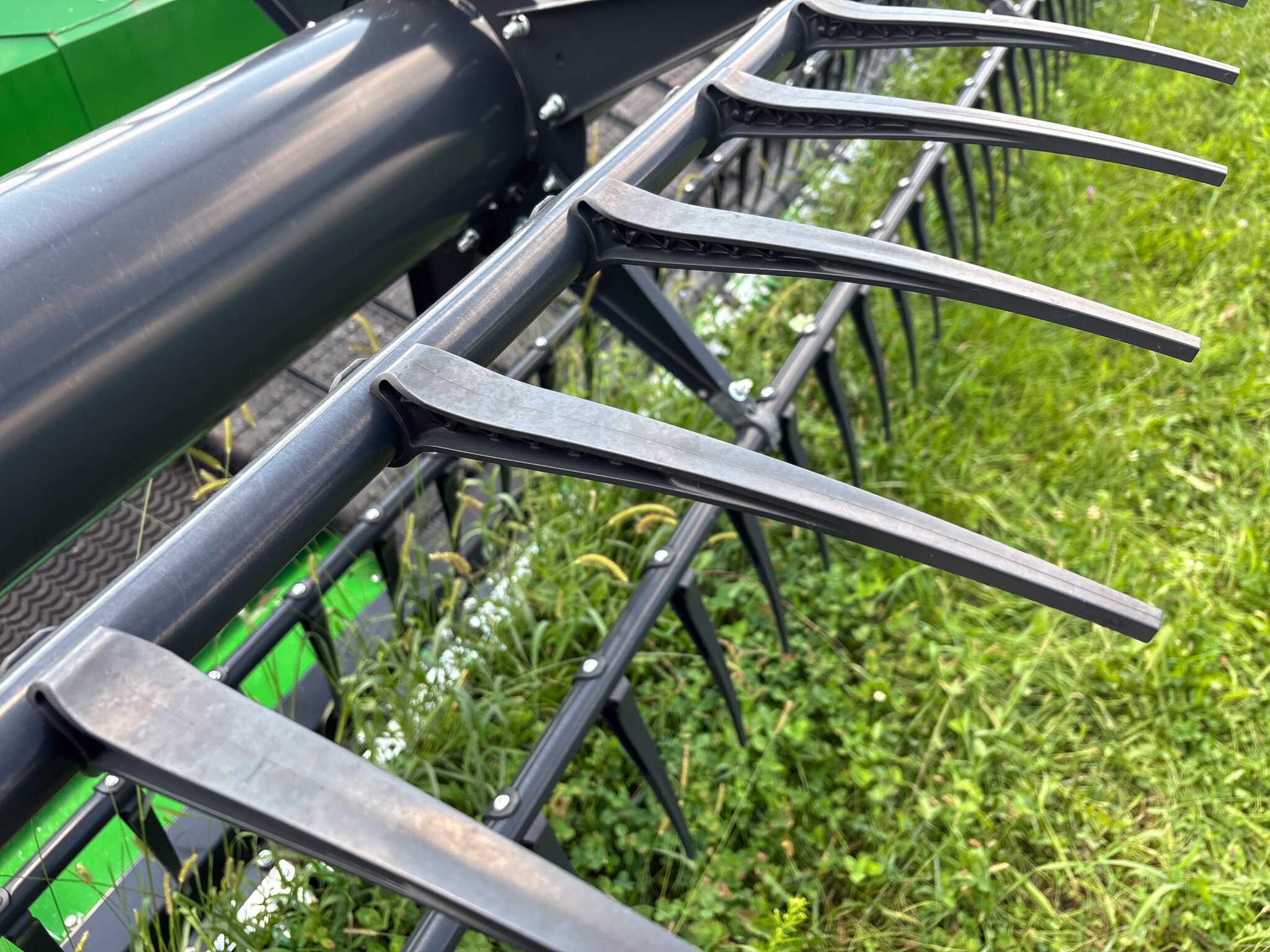 Used 2024 John Deere RD35F Combine Platforms at Koenig Equipment in Anna, OH - PhotoXL13
