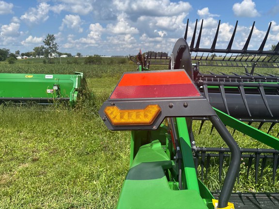 Used 2024 John Deere RD35F Combine Platforms at Koenig Equipment in Anna, OH - Photo18