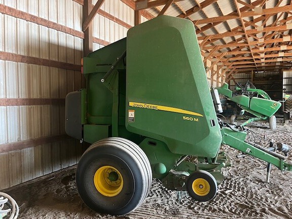 2021 John Deere 560M (3rd thumbnail)