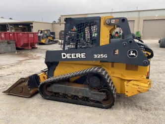 2019 John Deere 325G Photo 1