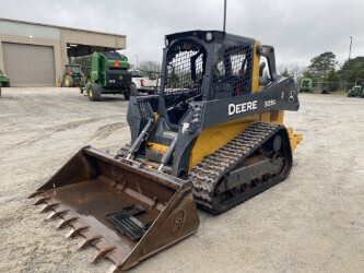 2019 John Deere 325G Photo 2