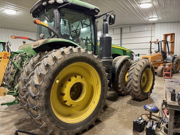 Photo of 2017 John Deere 8295R
