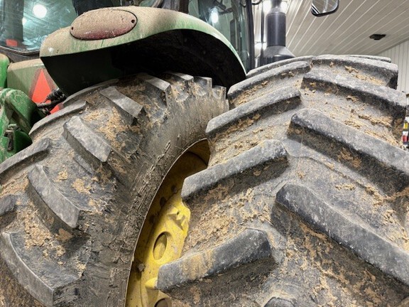 Photo of 2017 John Deere 8295R