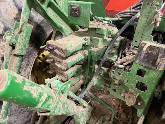 Photo of 2017 John Deere 8295R