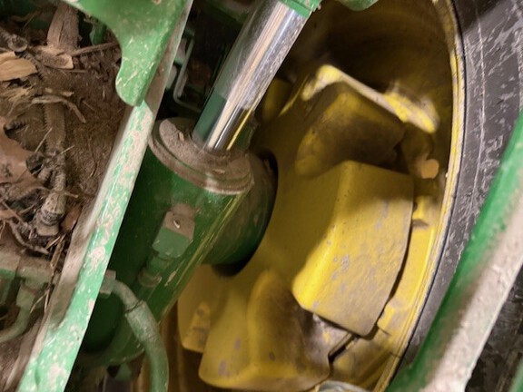 Photo of 2017 John Deere 8295R