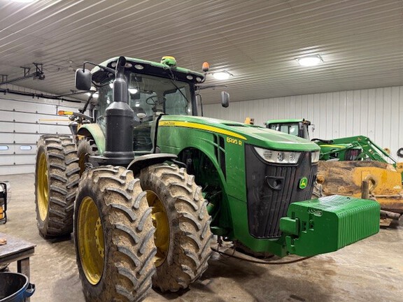 Photo of 2017 John Deere 8295R