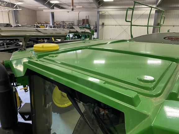 2023 John Deere 800R - Photo10