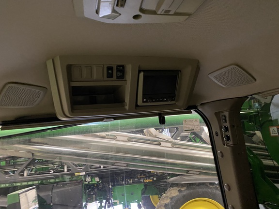 2023 John Deere 800R - Photo7