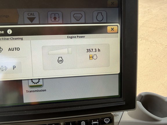 2023 John Deere 800R - Photo42