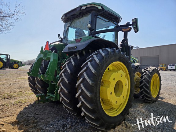 Photo of 2023 John Deere 8R 340