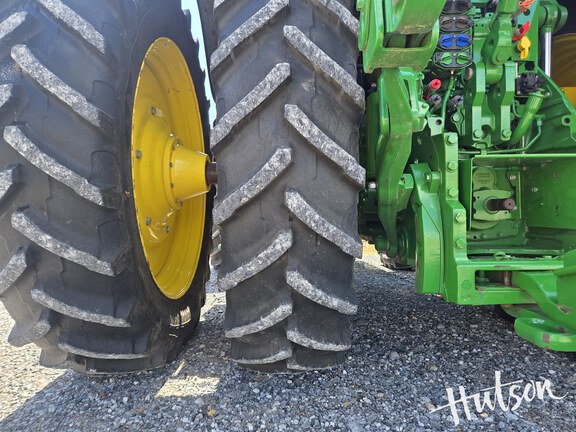Photo of 2023 John Deere 8R 340