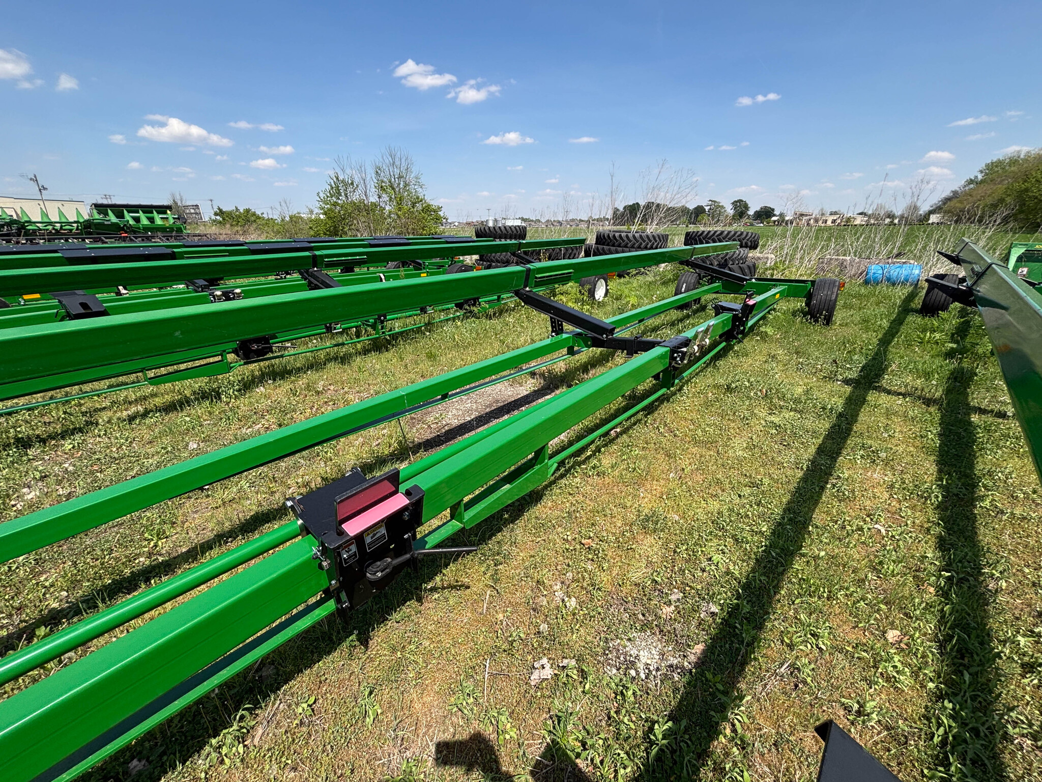 Used -- Unverferth AWS-48 Header carts at Koenig Equipment in Knightstown, IN - PhotoXL2