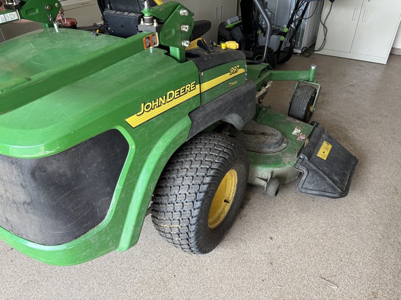 Used 2005 John Deere 997 Zero Turn Mowers at Koenig Equipment in Franklin, IN - Photo4