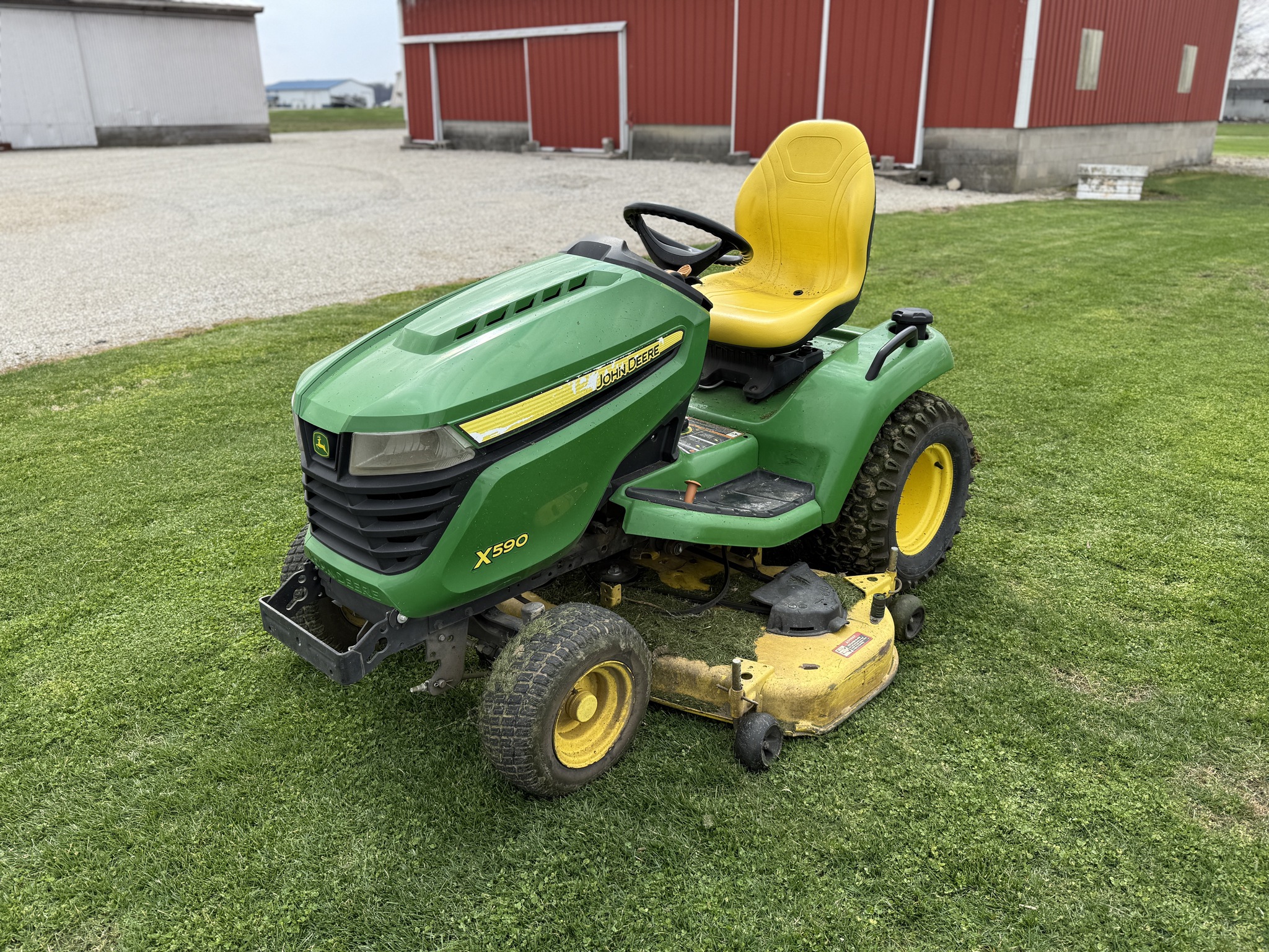 2017 John Deere X590 Image 1
