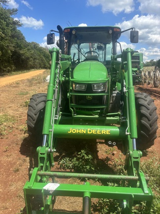 2018 John Deere 5100M Photo 5
