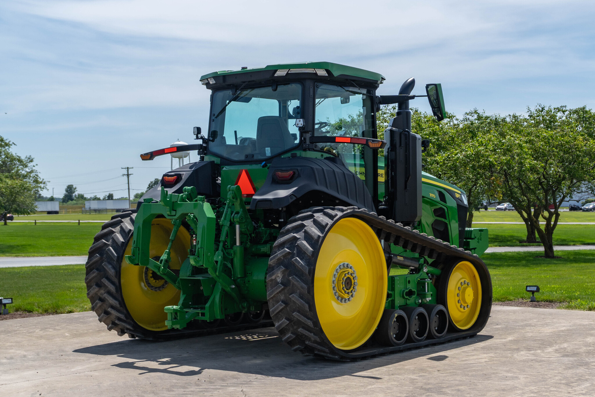 Used 2024 John Deere 8RT 370 Track Tractors at Koenig Equipment in Anna, OH - PhotoXL4