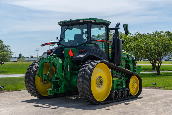 Used 2024 John Deere 8RT 370 Track Tractors at Koenig Equipment in Anna, OH - Photo4