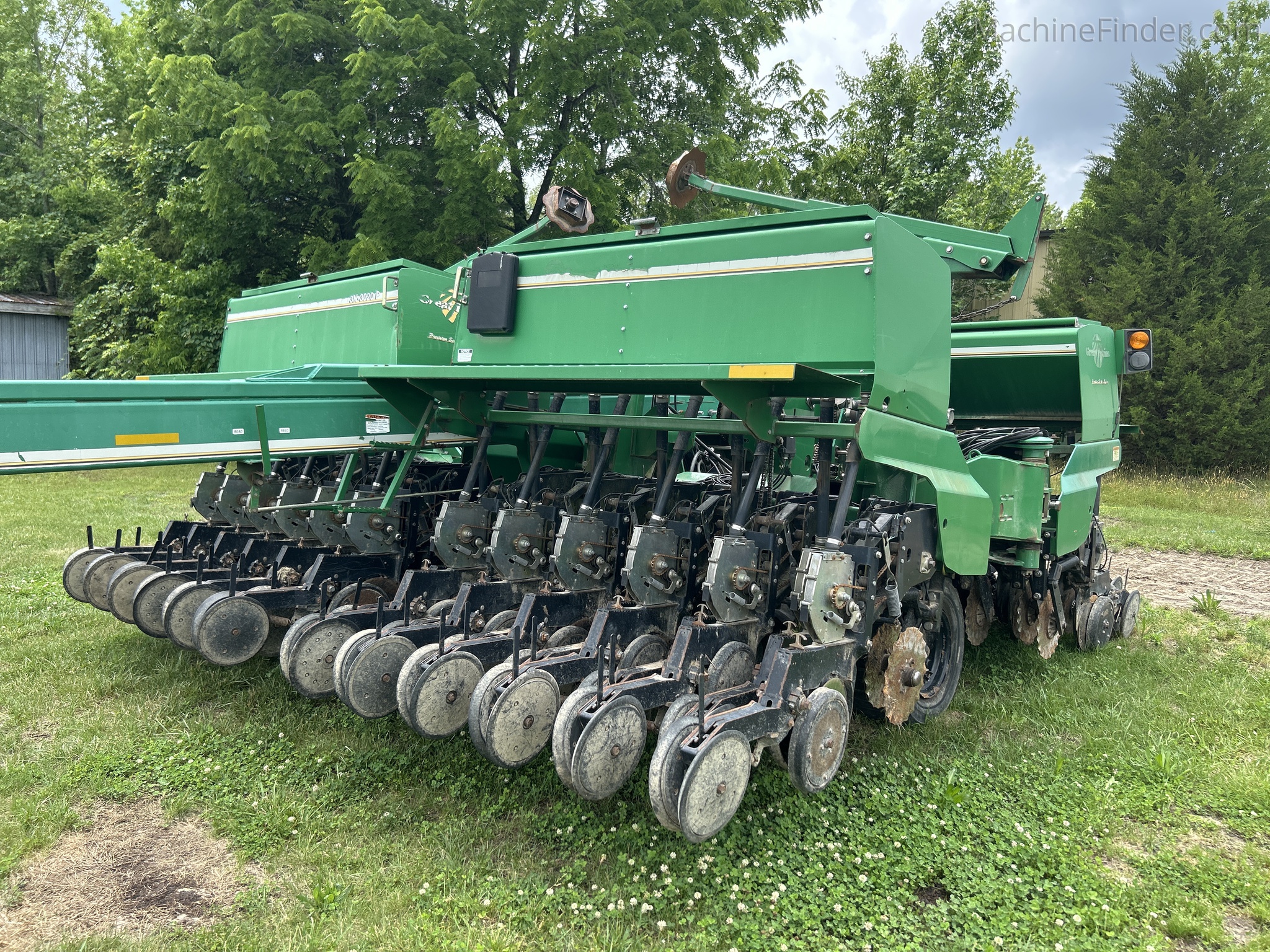 2010 Great Plains 3N-3020P | Box Drills | MachineFinder