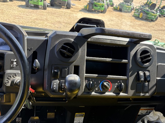 Used 2018 John Deere XUV 835M ATVs & Gators at Horizon Ag & Turf in Westlock, AB - Photo8