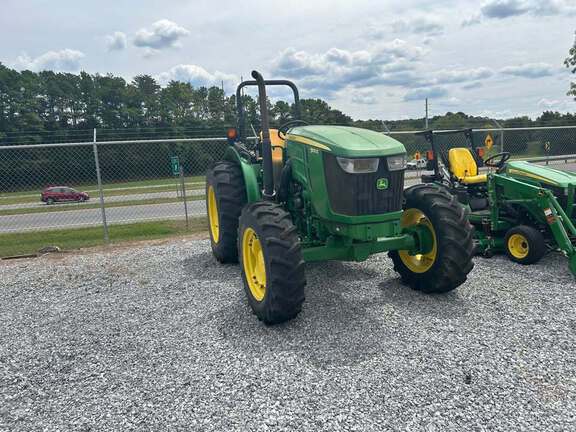 2019 John Deere 5100E
