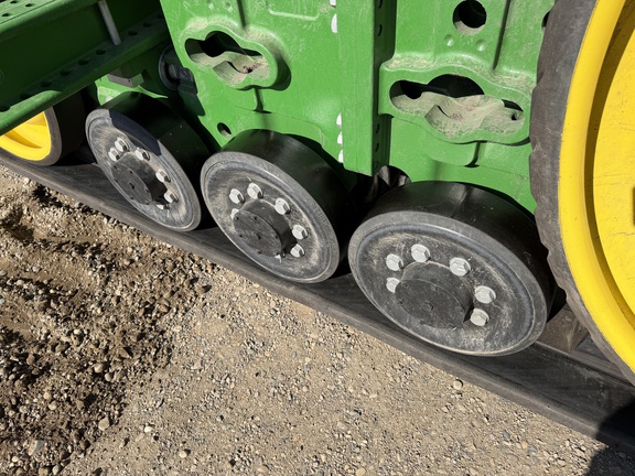 2025 John Deere 8RT 370 - Photo13