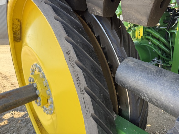 2025 John Deere 8RT 370 - Photo16