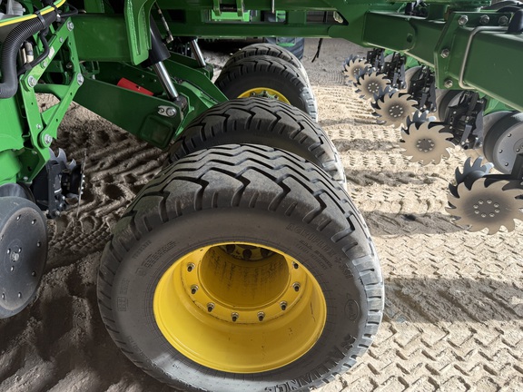 2024 John Deere DB60 - Photo17