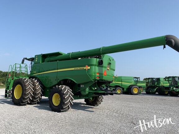 Photo of 2023 John Deere S780