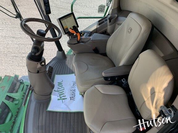 Photo of 2023 John Deere S780