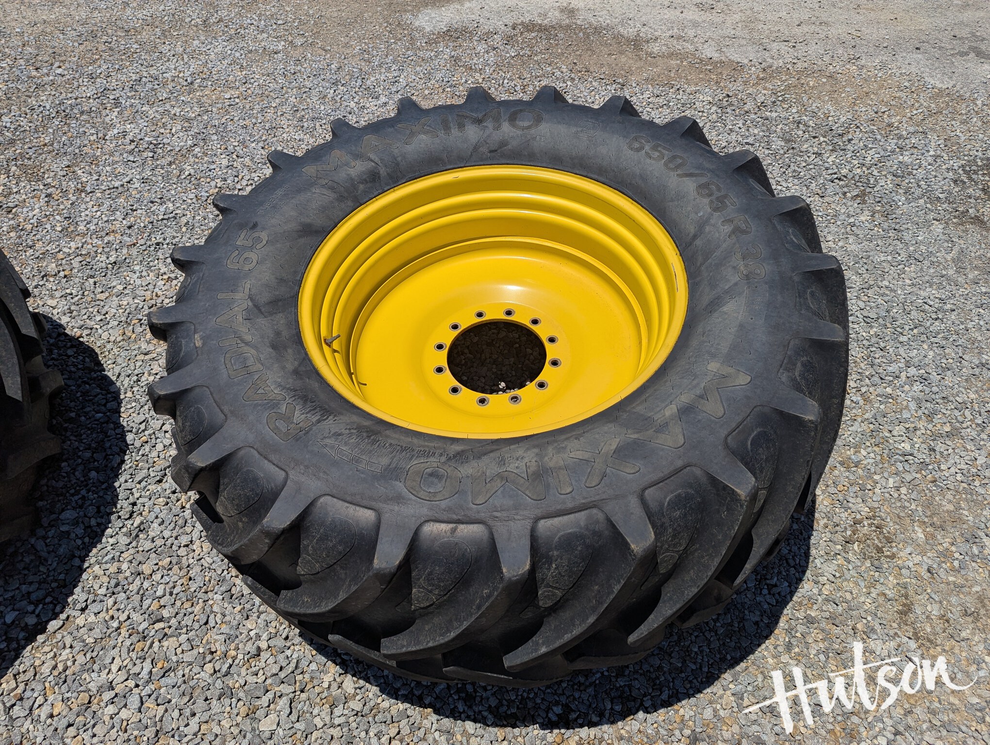Maximo 650/65R38