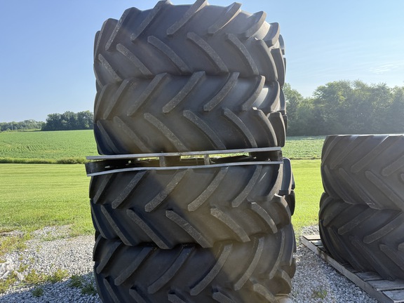 Photo of Michelin 650/65R38